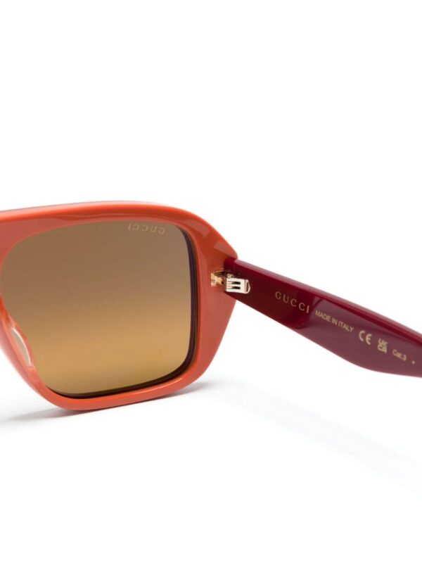 Gucci Eyewear logo-engraved oversize-frame sunglasses - Image 3