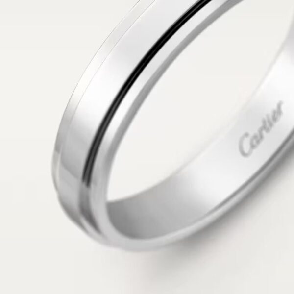 Cartier d'Amour wedding band - Image 4
