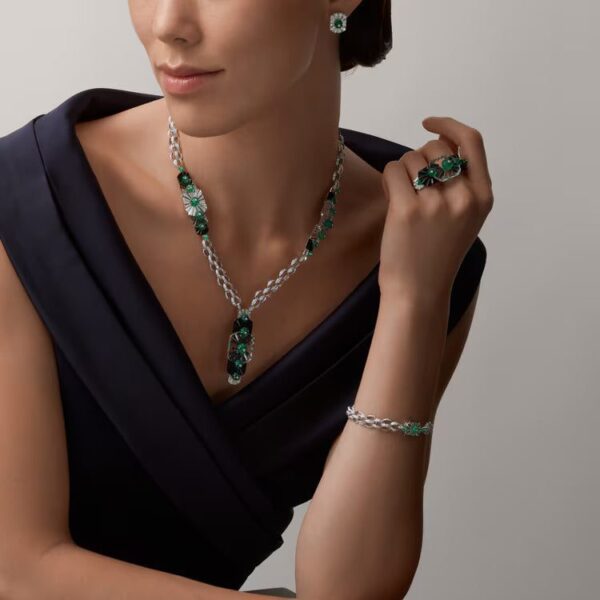 Cartier Sixième Sens par Cartier earrings, rock crystal, paved - Image 2