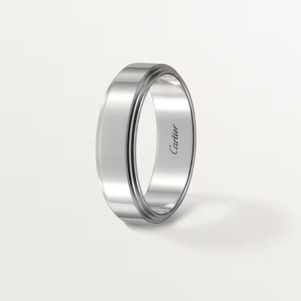 Cartier d'Amour wedding band - Image 3