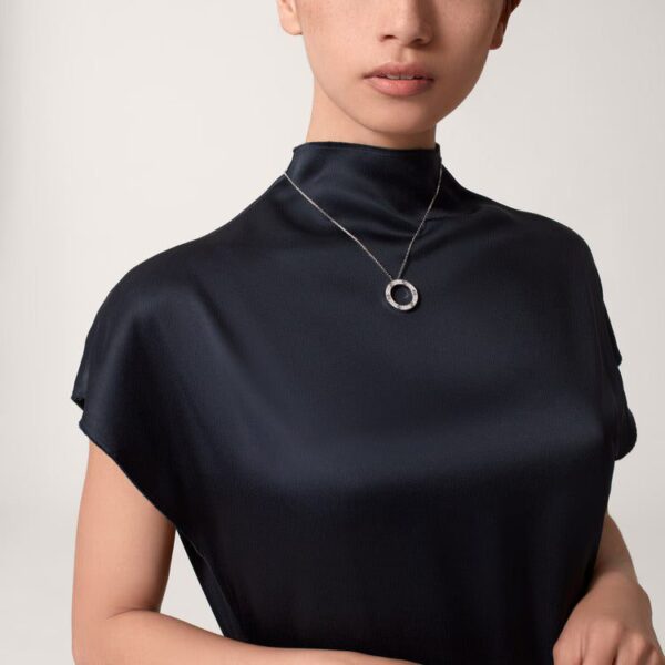 Cartier LOVE pendant, paved - Image 2