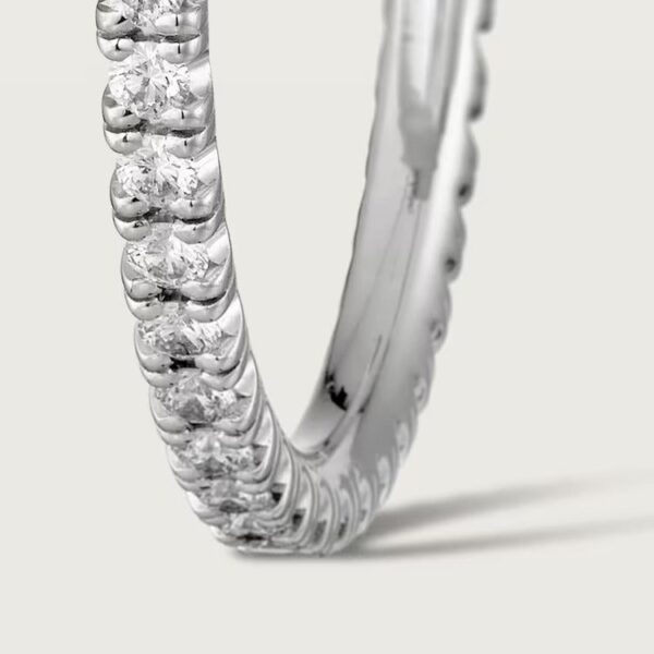 Cartier Etincelle de Cartier earrings, medium model - Image 3