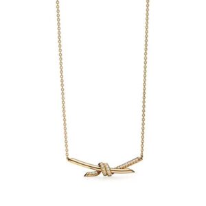 Tiffany Pendant in Yellow Gold with Diamonds