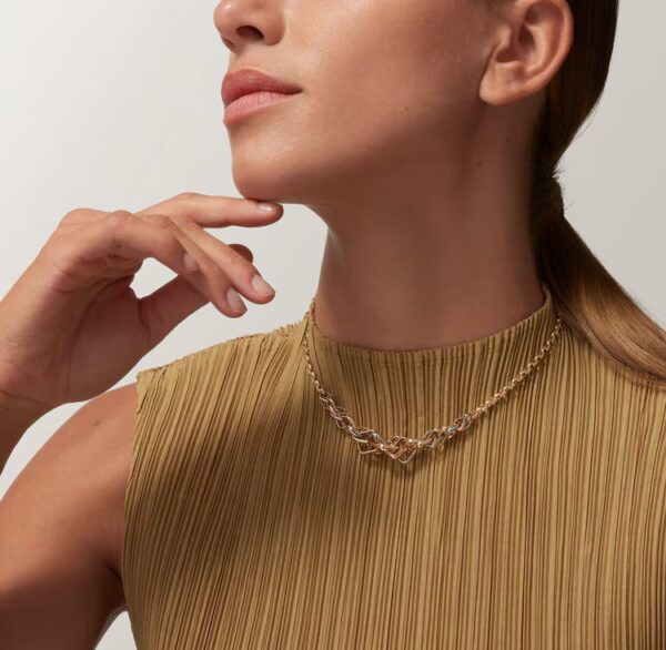 Cartier Trinity necklace, cushion-shaped, medium model - Image 2
