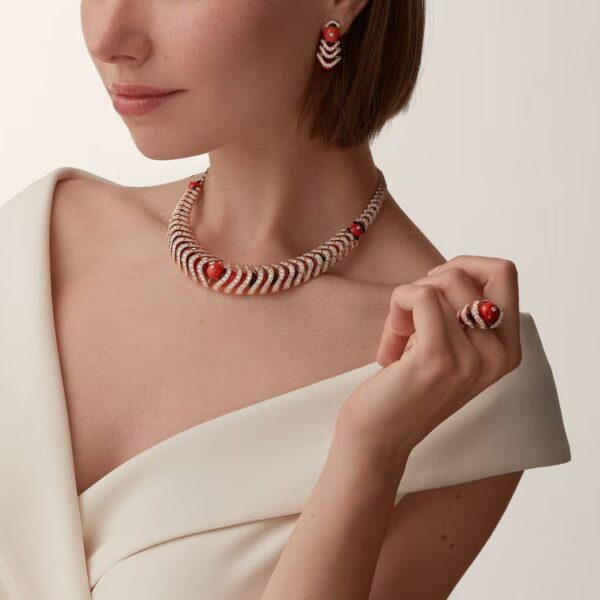 Cartier Géometrie & Contrastes necklace, coral, paved - Image 3