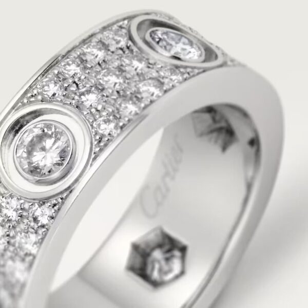 Cartier LOVE ring, classic model, paved, 6 diamonds - Image 3