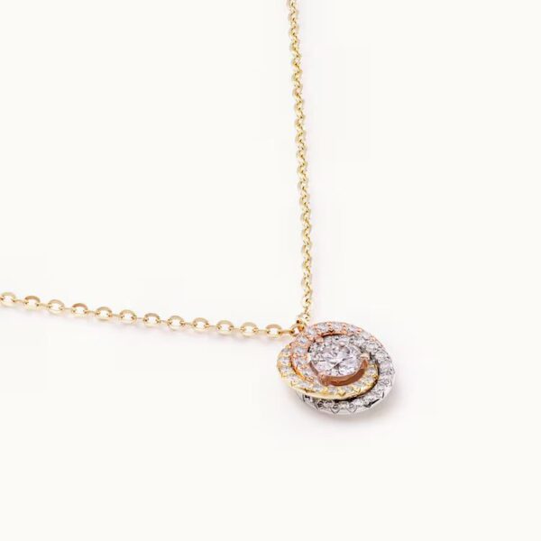 Cartier Trinity pendant, 1 diamond, paved - Image 3