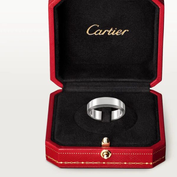 Cartier d'Amour wedding band - Image 4