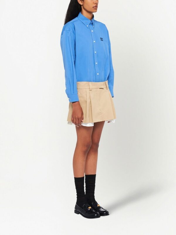 Miu Miu  embroidered-logo chino miniskirt - Image 3