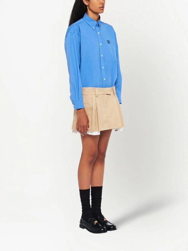 Miu Miu  embroidered-logo chino miniskirt - Image 3