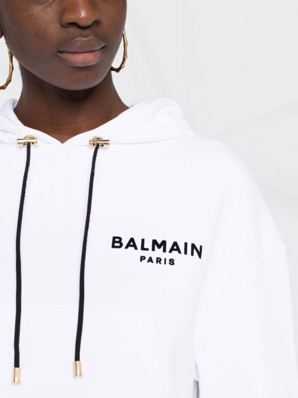 Balmain logo-print cropped hoodie - Image 3