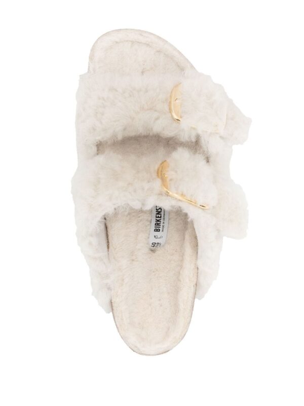 Birkenstock  buckle-fastening shearling slides - Image 4