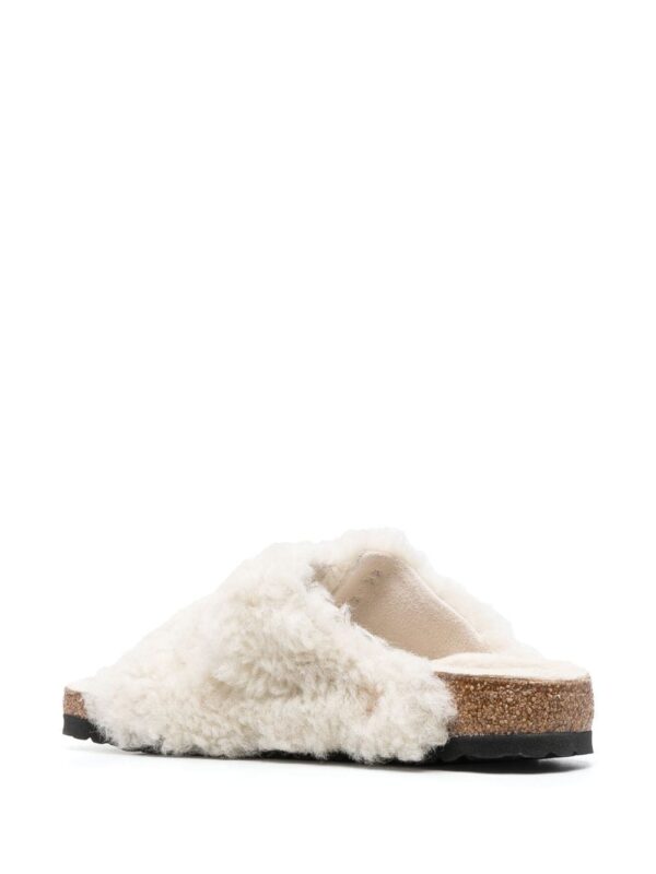 Birkenstock  buckle-fastening shearling slides - Image 3