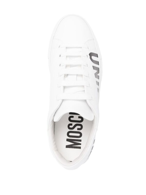 Moschino logo-print low-top sneakers - Image 4