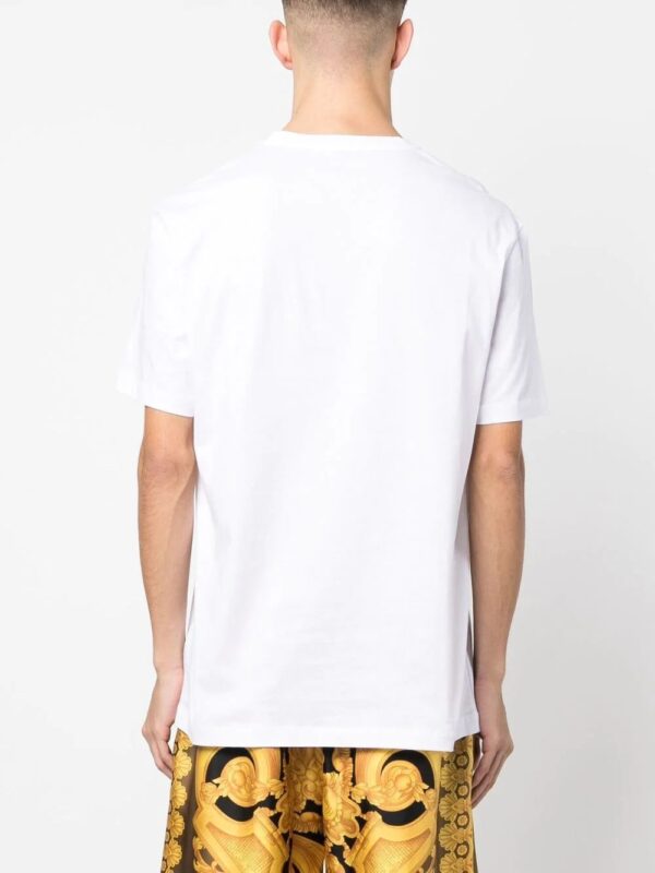 Versace  Safety Pin logo-print T-shirt - Image 4