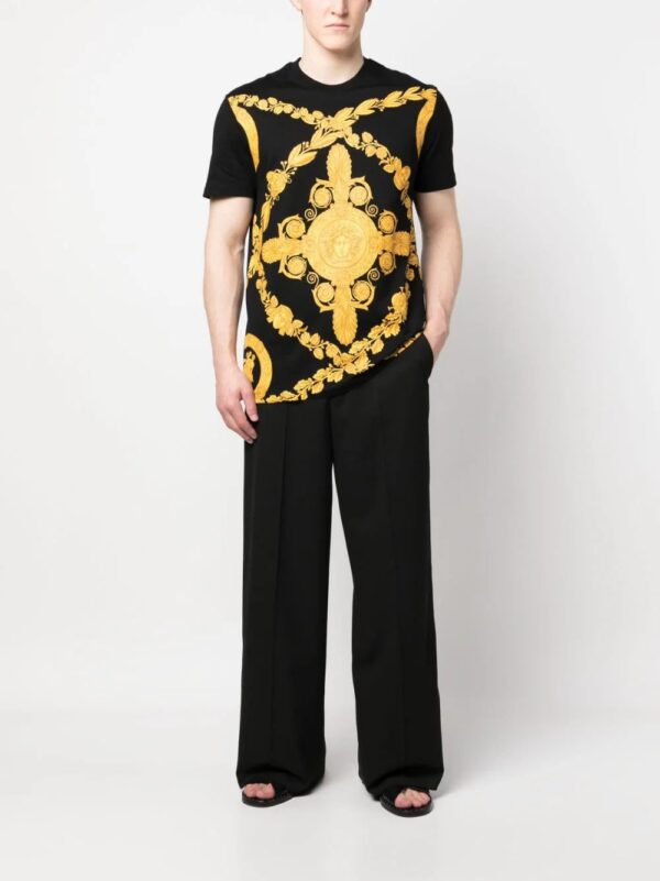 Versace  signature Greca-print T-shirt - Image 2