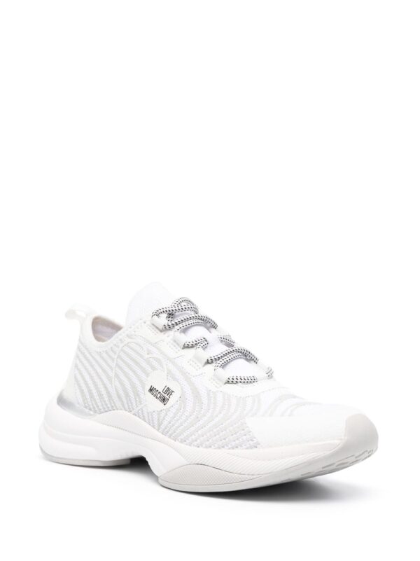 Love Moschino heart-patch low-top sneakers - Image 2