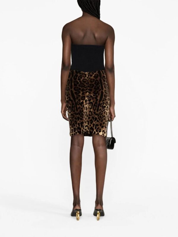 Dolce & Gabbana  leopard-print pencil skirt - Image 4