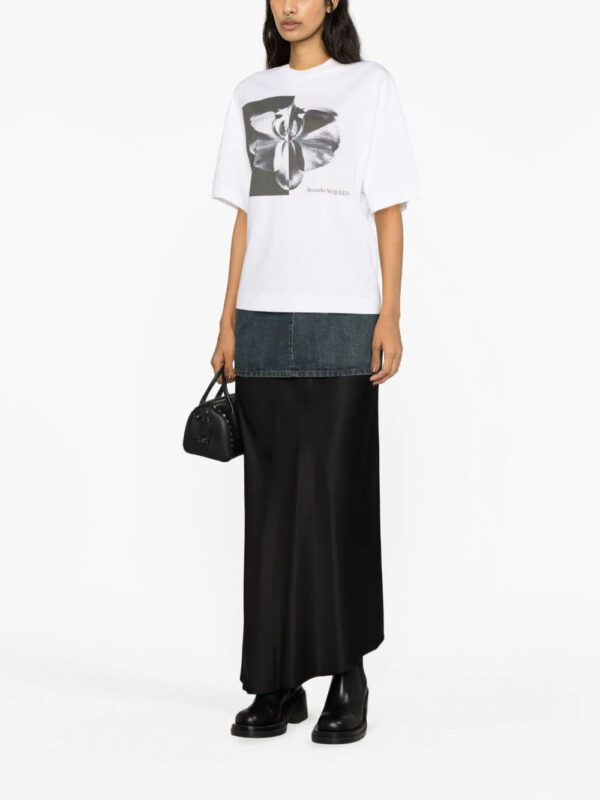 Alexander McQueen  Photographic Orchid-print T-shirt - Image 4