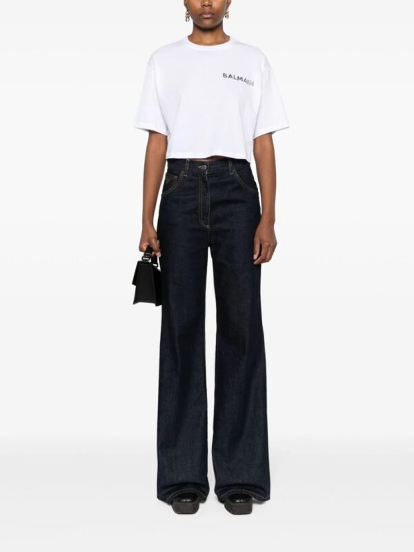 Balmain  logo-appliqué cropped T-shirt - Image 2