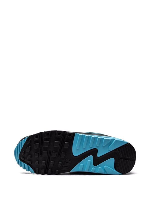 Nike  x Undefeated Air Max 90 sneakers - Image 4