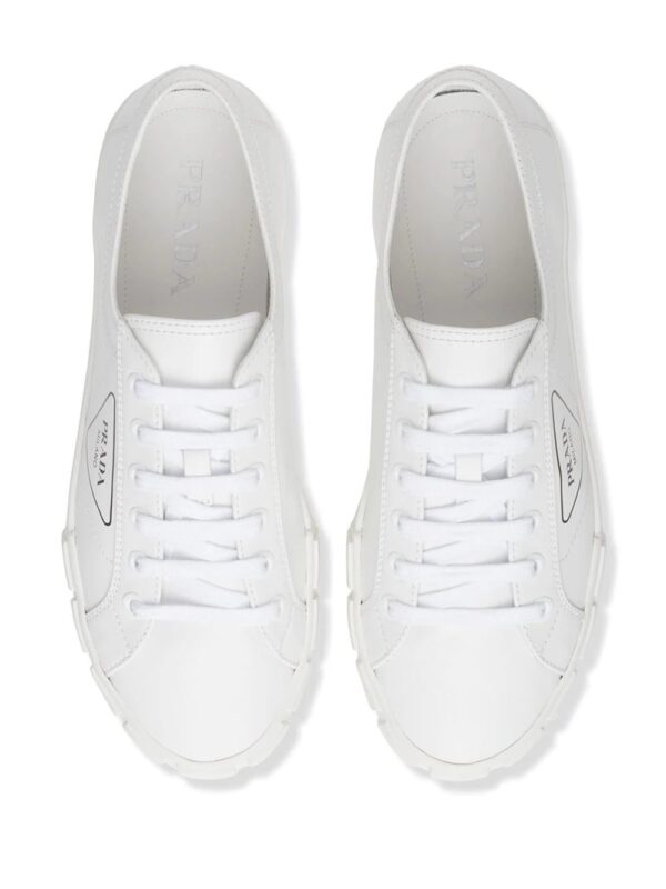 Prada  logo print low-top sneakers - Image 4