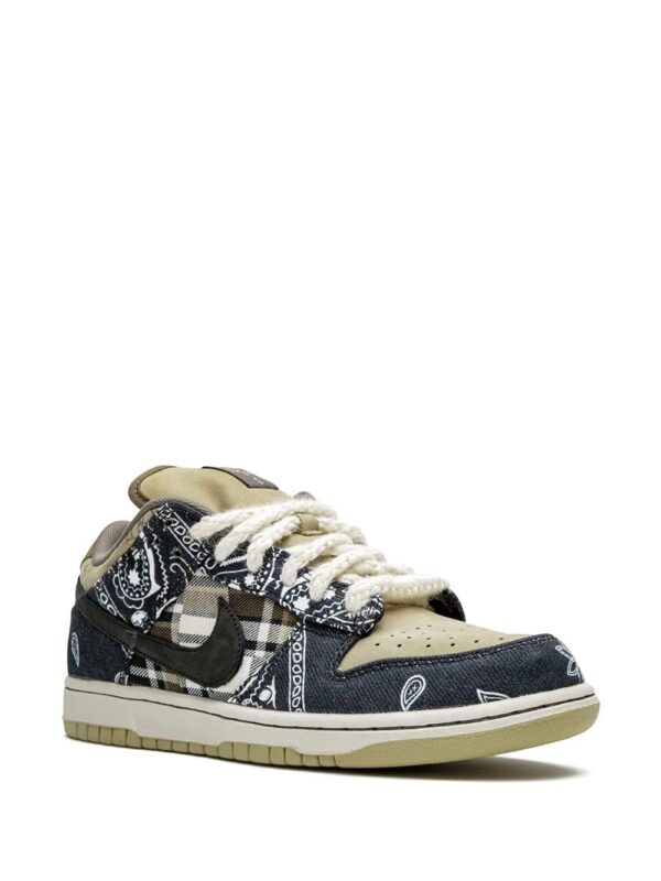 Nike  SB Dunk Travis Scott "Special Box" sneakers - Image 2
