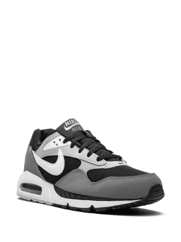Nike  Air Max Correlate low-top sneakers - Image 2