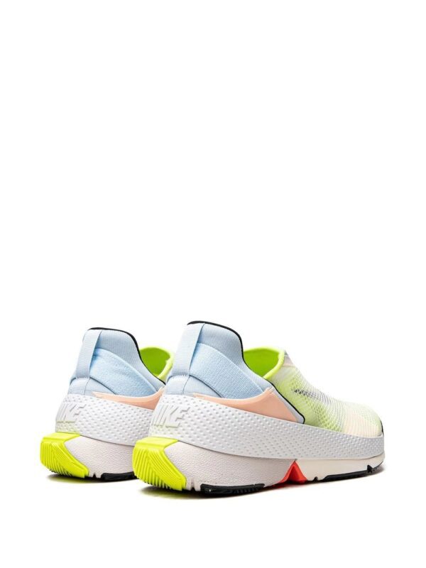 Nike  Go FlyEase slip-on sneakers - Image 3
