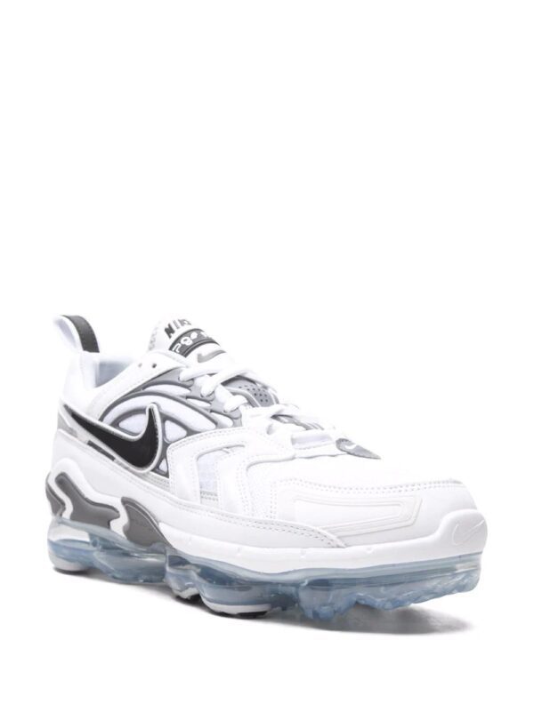 Nike  Air VaporMax EVO chunky sneakers - Image 2
