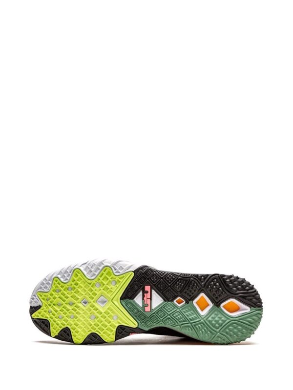 Nike  x Space Jam LeBron XVIII Low sneakers - Image 4