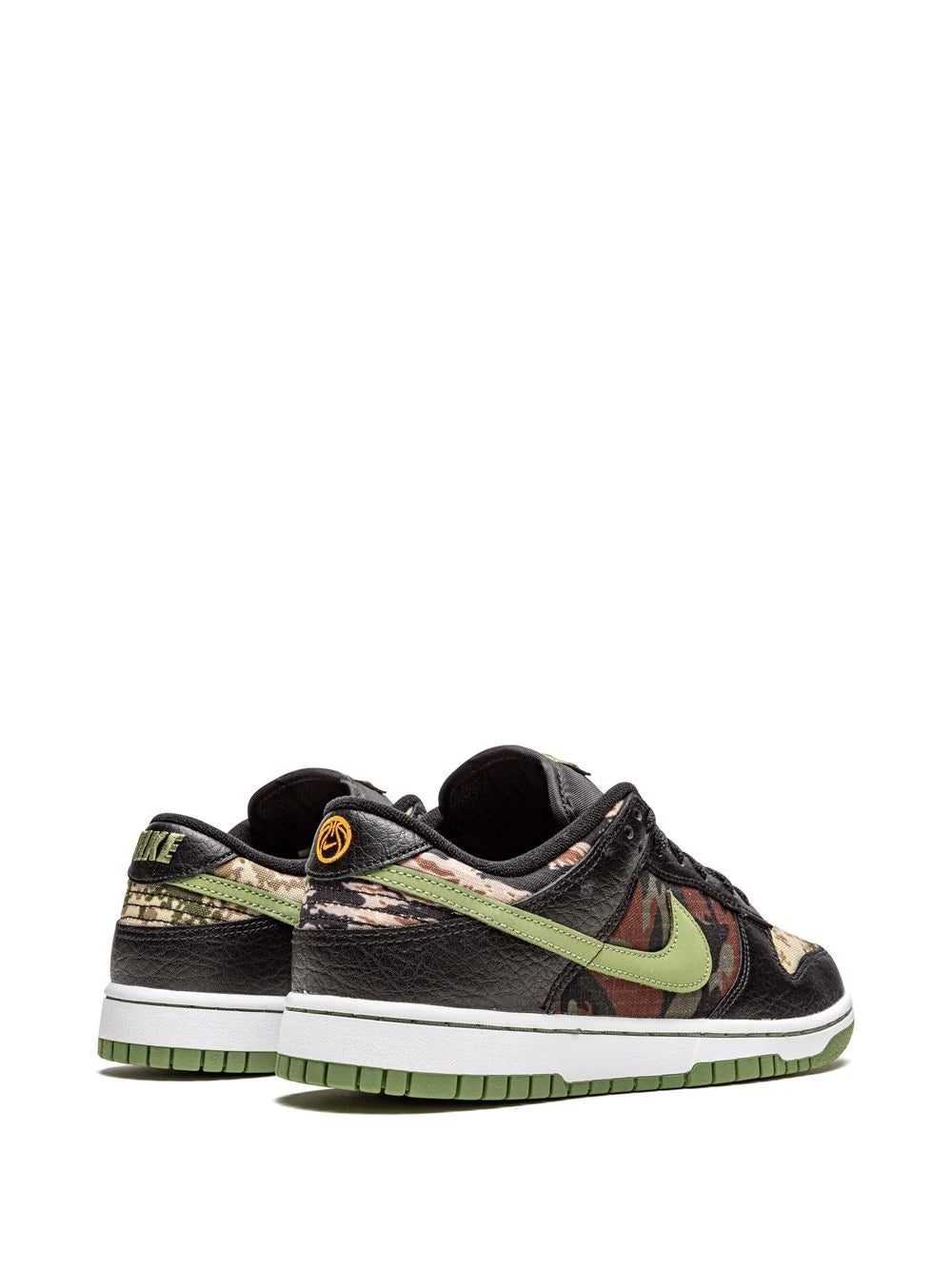 Nike Dunk Low SE "Crazy Camo" sneakers - Image 3