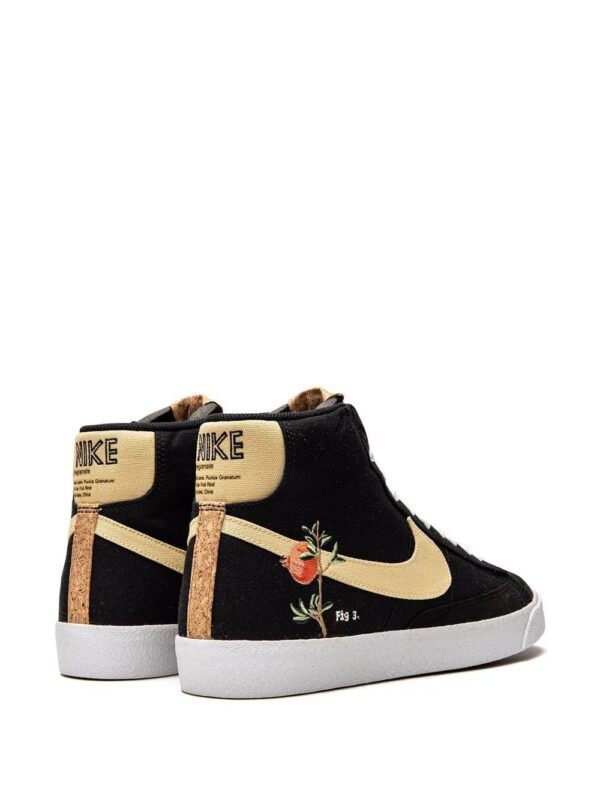 Nike  Blazer Mid 77 high-top sneakers - Image 3