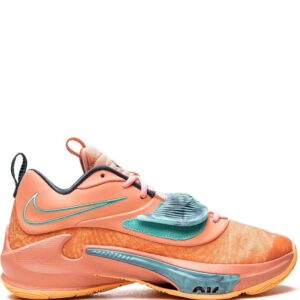 Nike Zoom Freak 3 sneakers