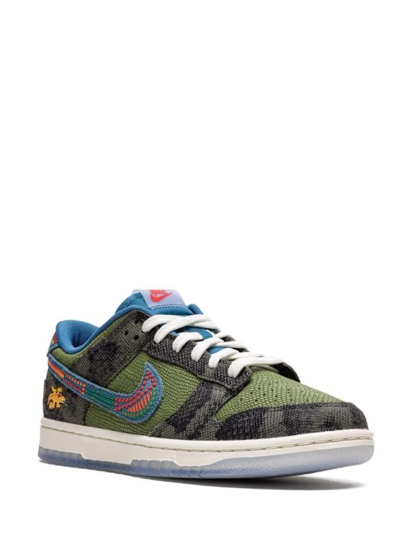 Nike  Dunk Low "Siempre Familia" sneakers - Image 2