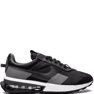 Nike Air Max Pre-Day sneakers