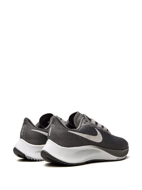 Nike  Air Zoom Pegasus 37 sneakers - Image 3