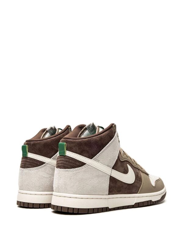 Nike  Dunk High “Light Chocolate” sneakers - Image 3