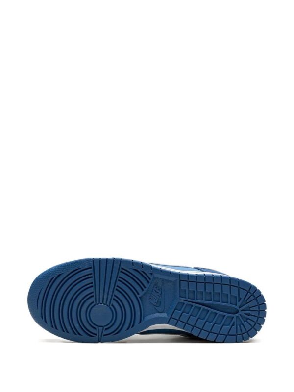 Nike  Dunk Low sneakers "Dark Marina Blue" - Image 4