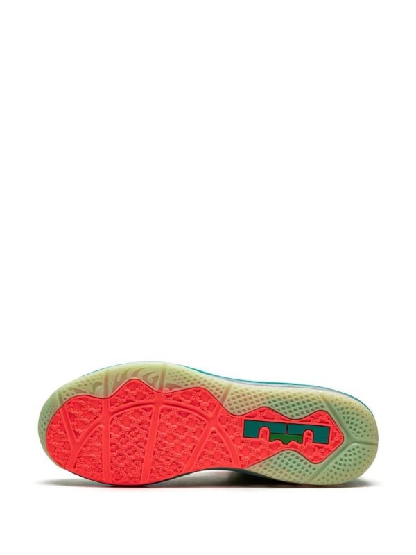 Nike LeBron 9 Low sneakers - Image 4