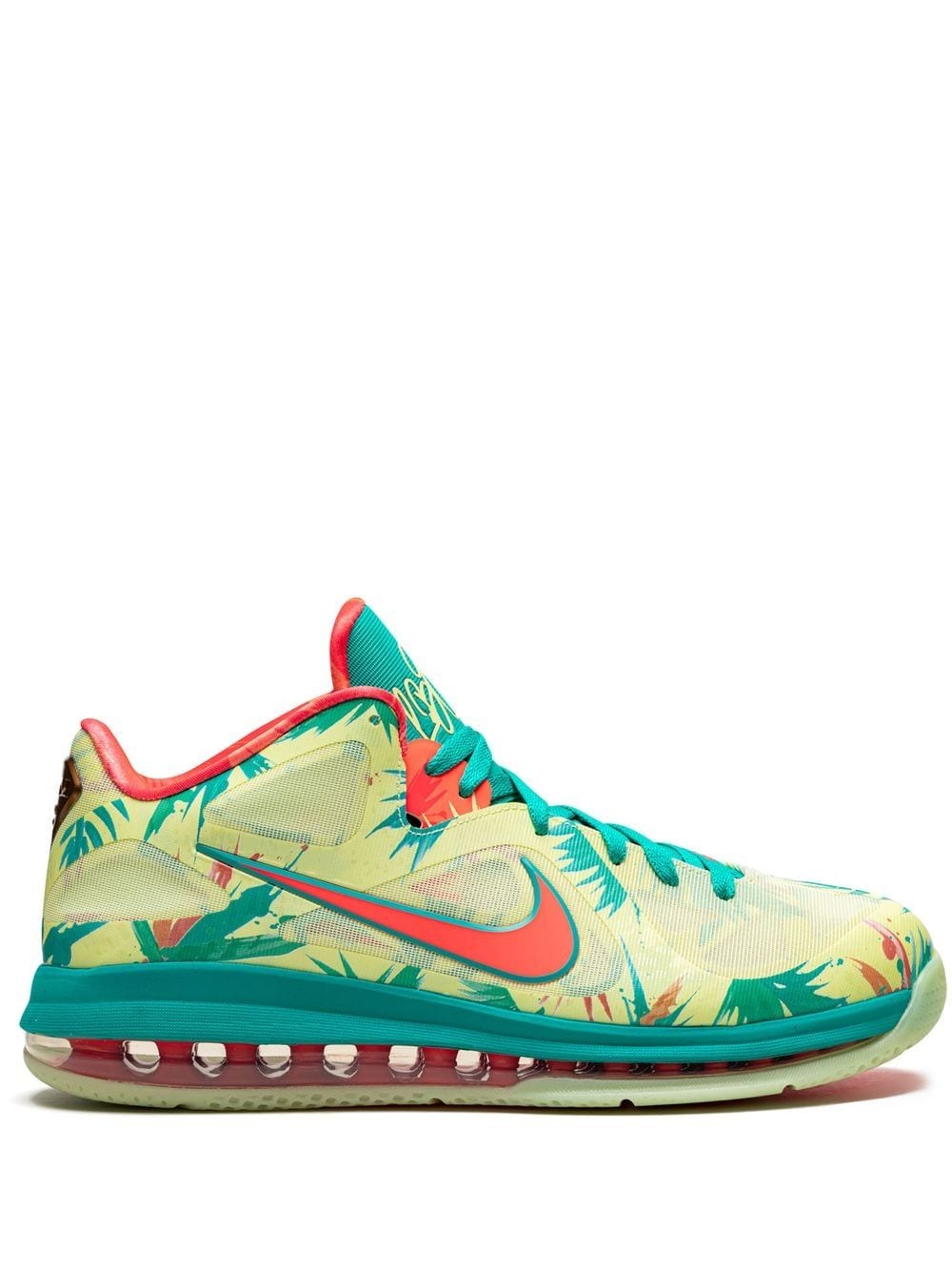 Nike LeBron 9 Low sneakers