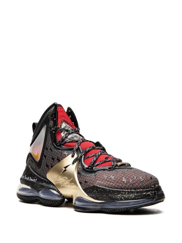 Nike  Lebron 19 sneakers "Doernbecher 2022" - Image 2