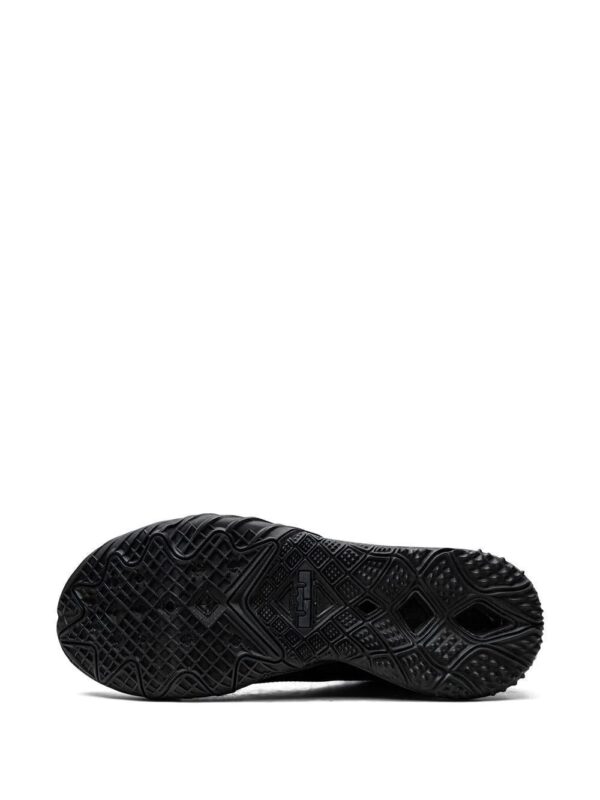 Nike  LeBron 18 Low "Zero Dark 23" sneakers - Image 4