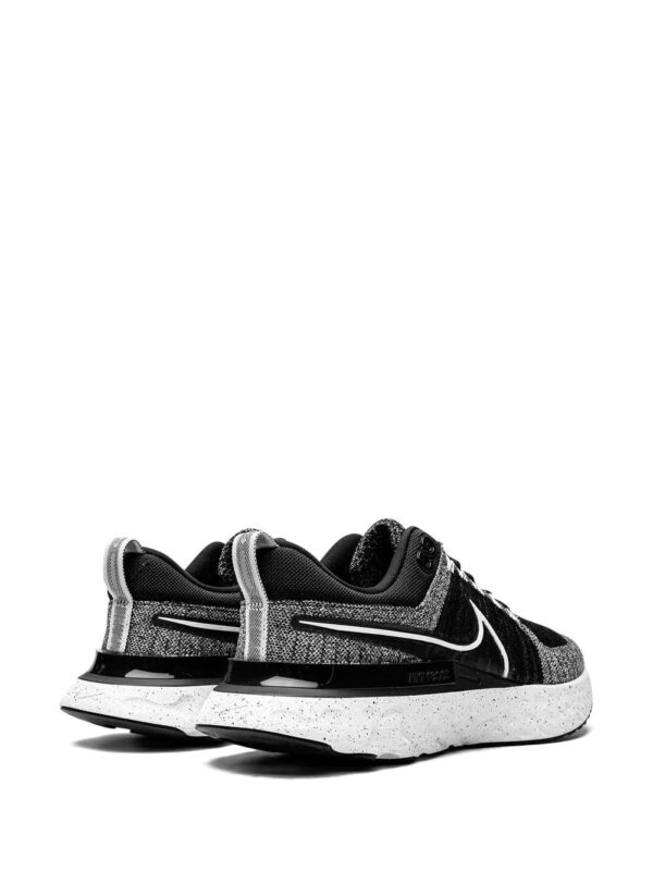 Nike  React Infinity Run Flyknit 2 sneakers - Image 3
