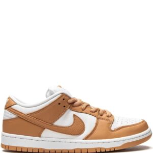 Nike  Dunk Low sneakers