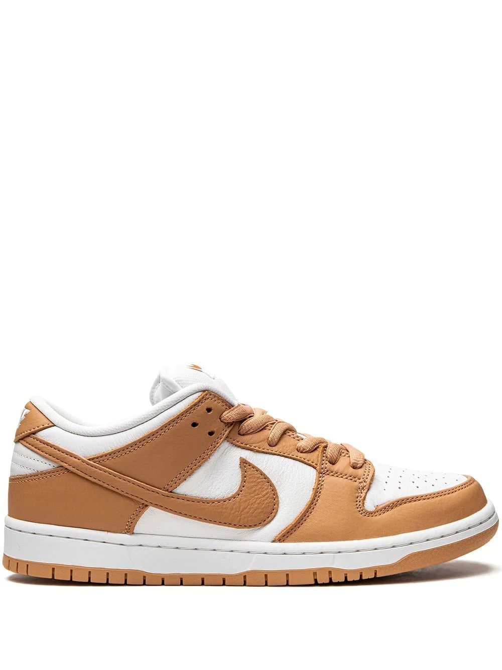 Nike Dunk Low sneakers