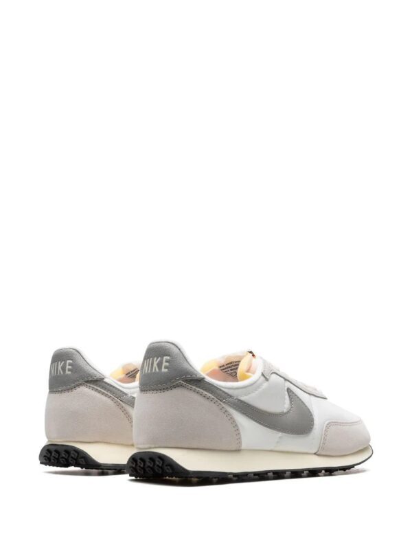 Nike  Waffle Trainer 2 SE sneakers - Image 3