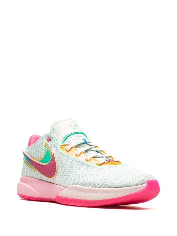 Nike LeBron 20 low-top sneakers - Image 2