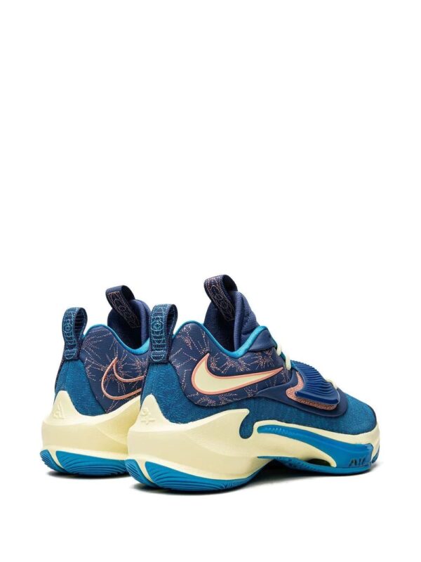 Nike  Zoom Freak 3 low-top sneakers - Image 3