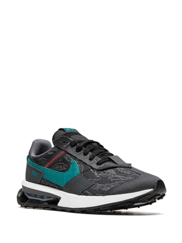 Nike  Air Max Pre-Day SE sneakers - Image 2